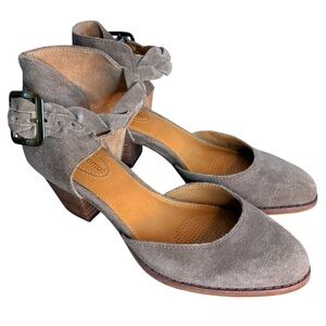 CORSO COMO Grey Taupe Suede Chunky Heel Sandals Strappy Braided Size 8